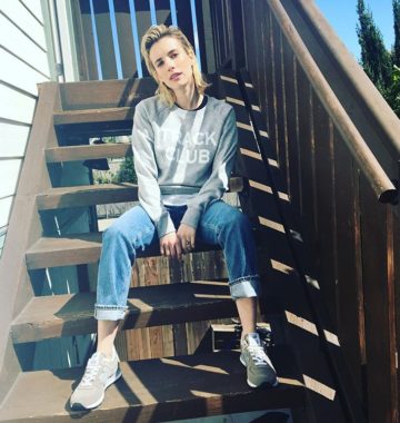 Emma Roberts biography