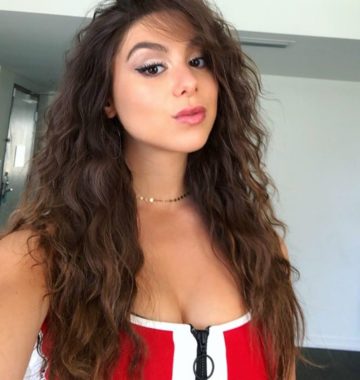 Kira Kosarin biography