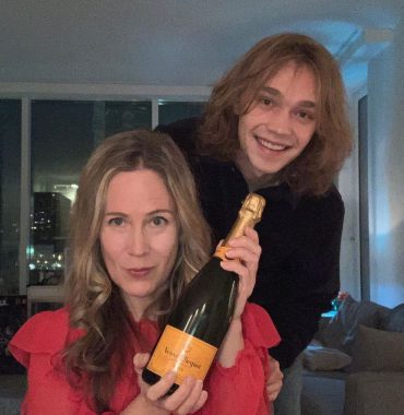 Charlie Plummer parents photo